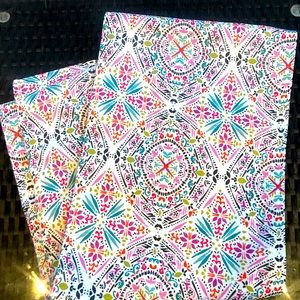 ✨✨Brilliant, Colorful Table Runner!✨✨